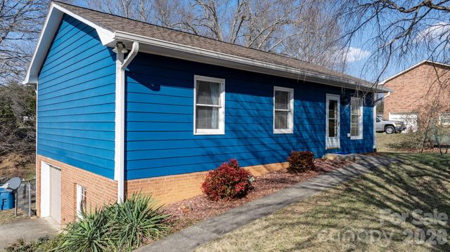 3384 Sheely Road, Lenoir, NC 28645