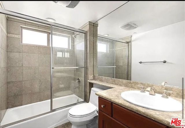 1621 Barry Avenue PH3, Los Angeles, CA 90025