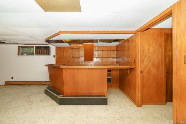 23 Spruce Street, Farmingdale, NY 11735