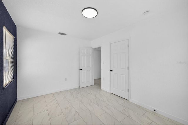 7806 N JAMAICA STREET, Tampa, FL 33614