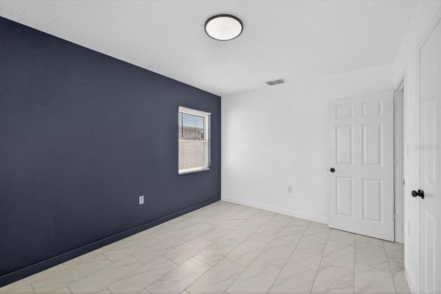 7806 N JAMAICA STREET, Tampa, FL 33614