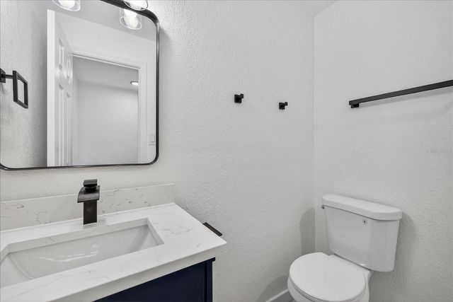 7806 N JAMAICA STREET, Tampa, FL 33614