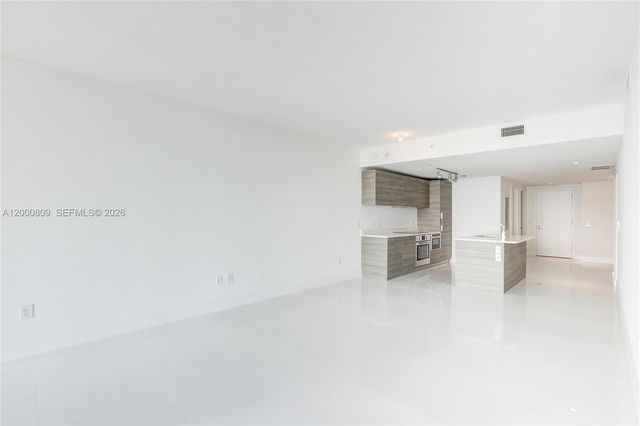 650 NE 32th St 706, Miami, FL 33137