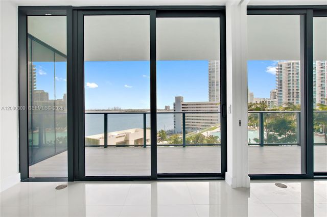 650 NE 32th St 706, Miami, FL 33137