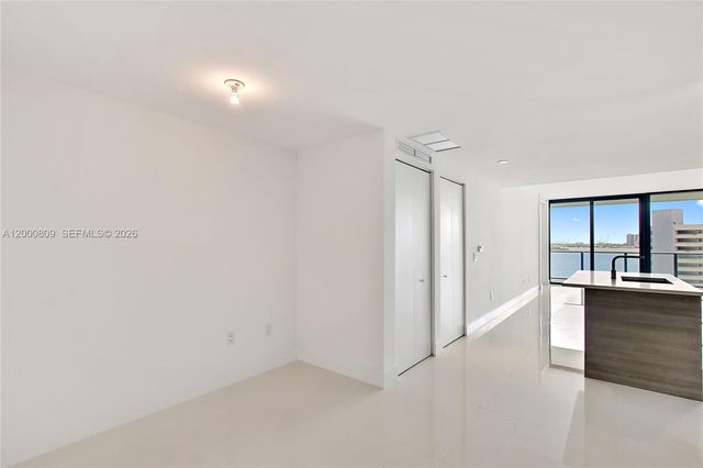 650 NE 32th St 706, Miami, FL 33137