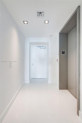 650 NE 32th St 706, Miami, FL 33137