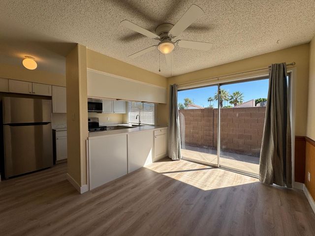 813 S Casitas Drive Apt C, Tempe, AZ 85281