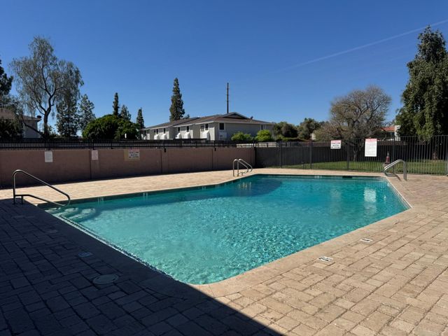 813 S Casitas Drive Apt C, Tempe, AZ 85281