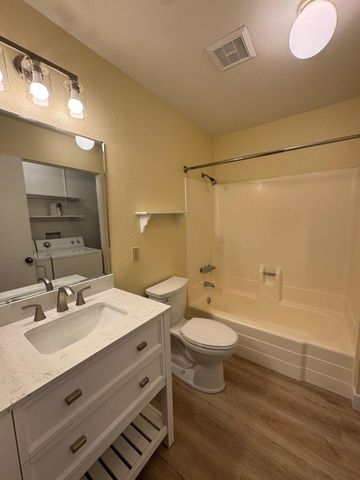 813 S Casitas Drive Apt C, Tempe, AZ 85281