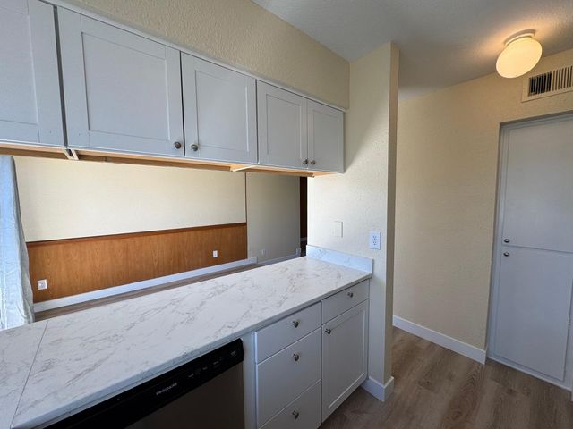 813 S Casitas Drive Apt C, Tempe, AZ 85281
