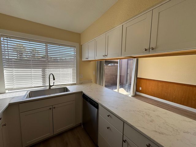 813 S Casitas Drive Apt C, Tempe, AZ 85281