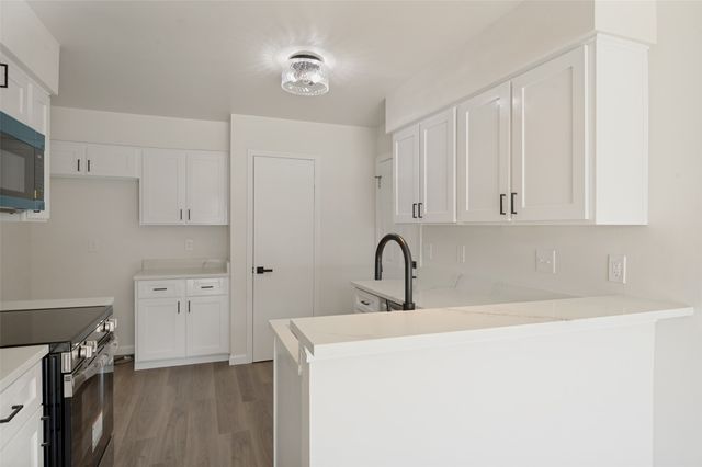 2100 Mistymeadow Court, Carrollton, TX 75006