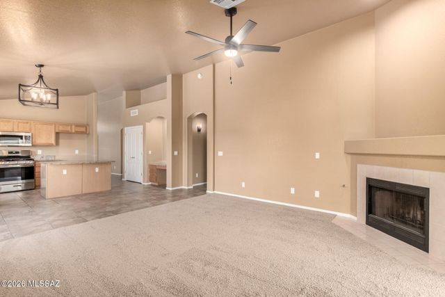 3692 W Camino De Caliope, Tucson, AZ 85741