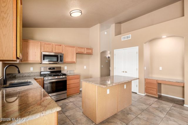 3692 W Camino De Caliope, Tucson, AZ 85741