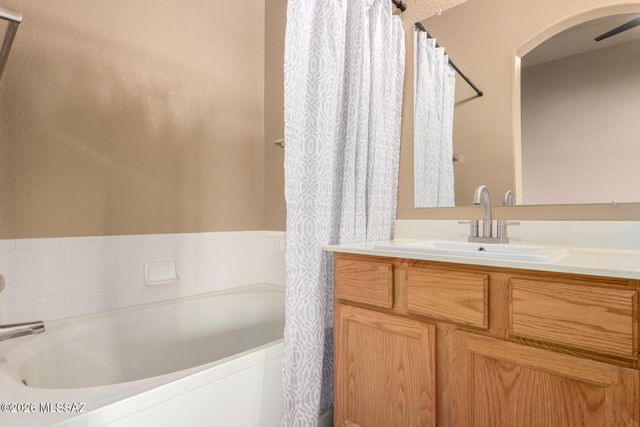 3692 W Camino De Caliope, Tucson, AZ 85741