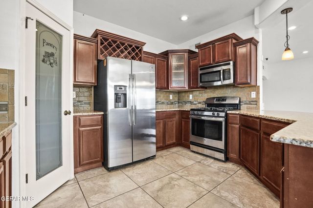 3848 LOMA BRISA Drive, El Paso, TX 79938