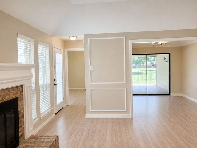 2806 Laurel Oaks Drive, Garland, TX 75044