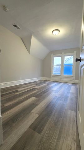 310 Pine Street, Joliet, IL 60435