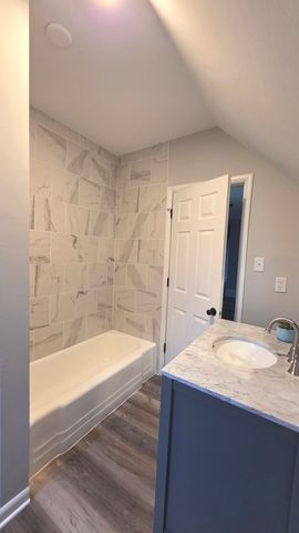 310 Pine Street, Joliet, IL 60435