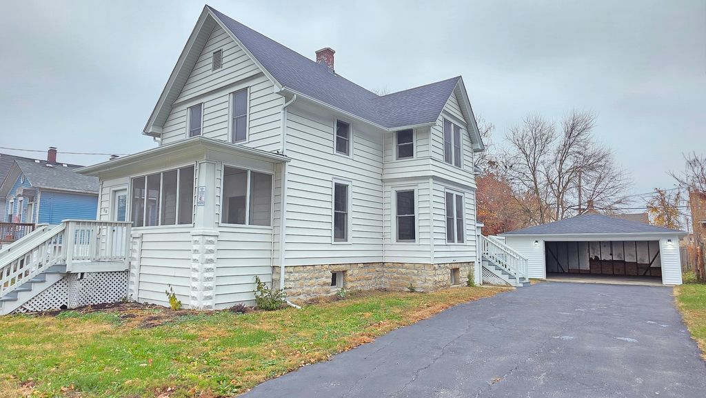 310 Pine Street, Joliet, IL 60435