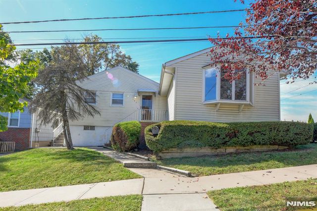 149 Charles Street, Secaucus, NJ 07094