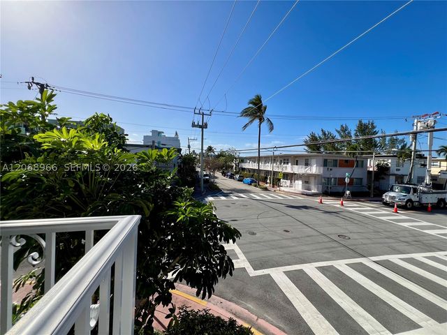450 77th St 6, Miami Beach, FL 33141