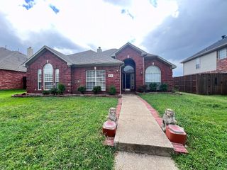 2714 Winterberry Drive, Rowlett, TX 75089