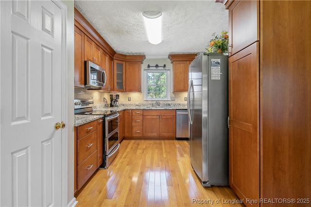 6528 Foxberry Road, Fayetteville, NC 28314