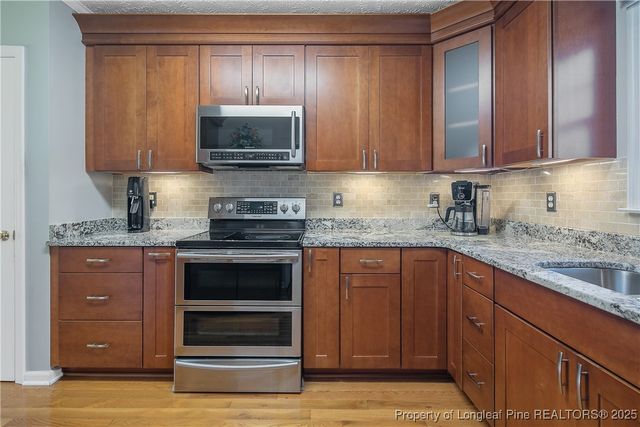 6528 Foxberry Road, Fayetteville, NC 28314