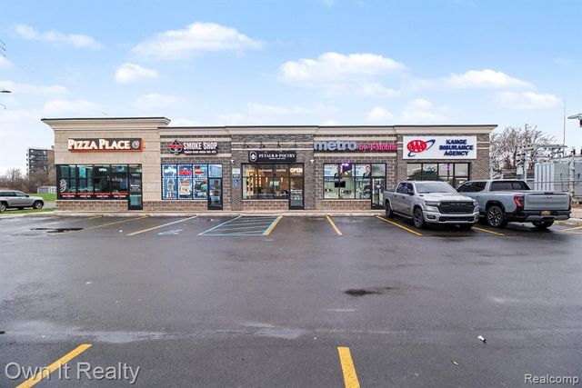 18950 Ford Road, Detroit, MI 48228