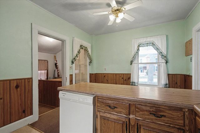 316 1st Avenue SE, Mt Vernon, IA 52314