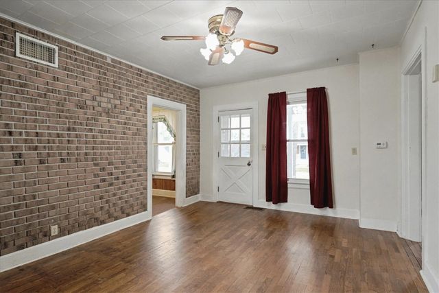 316 1st Avenue SE, Mt Vernon, IA 52314