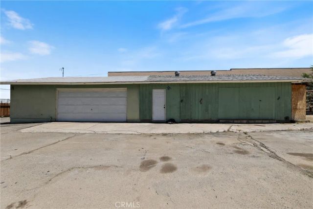 7812 Pearblossom, Littlerock, CA 93543