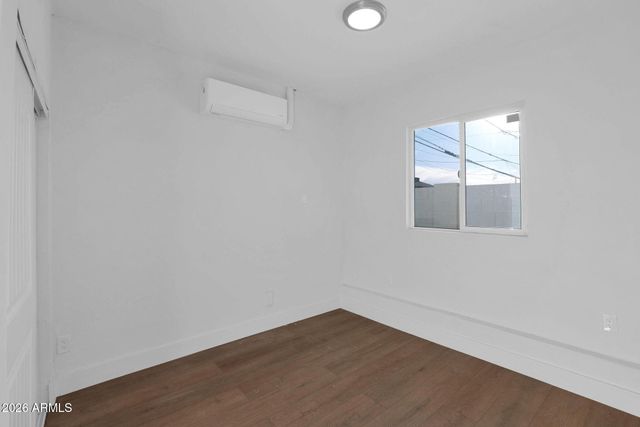 315 E Carol Avenue, Phoenix, AZ 85020