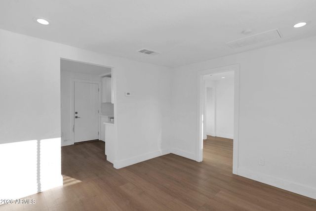 315 E Carol Avenue, Phoenix, AZ 85020