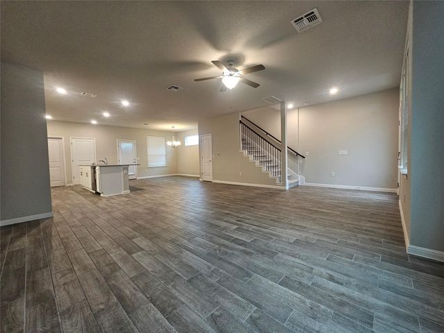8721 Whitter DR B, Austin, TX 78747