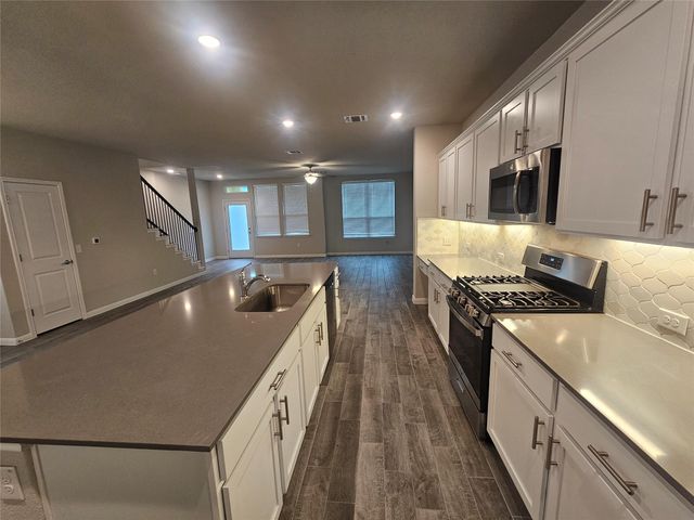 8721 Whitter DR B, Austin, TX 78747