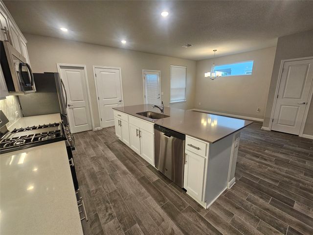 8721 Whitter DR B, Austin, TX 78747
