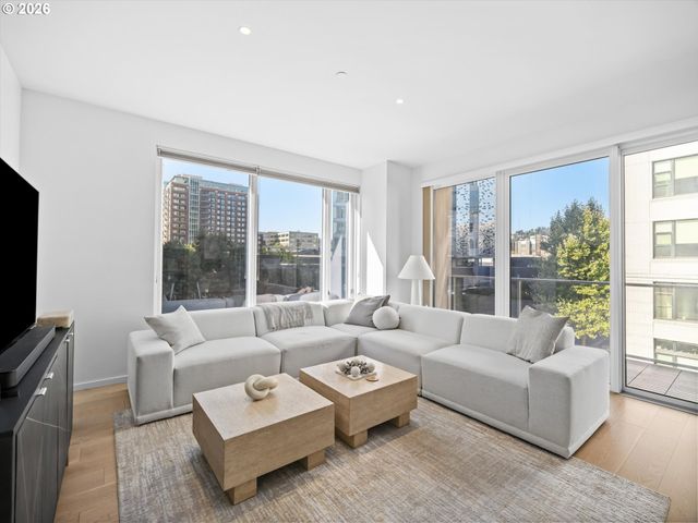 1150 Nw QUIMBY St 326, Portland, OR 97209