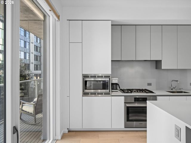 1150 Nw QUIMBY St 326, Portland, OR 97209