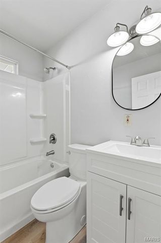 613 Jasmin Drive, Kirkwood, MO 63122