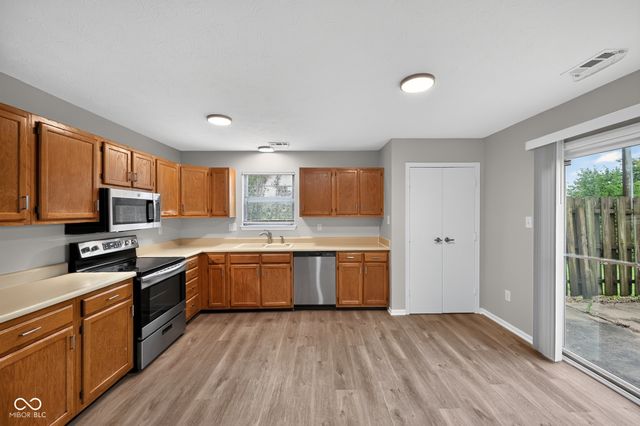 3012 River Birch Drive, Indianapolis, IN 46235