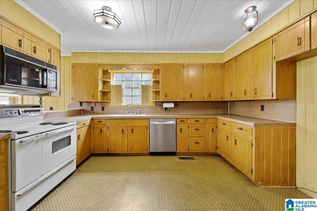 1201 LINCOLN AVENUE, Oneonta, AL 35121