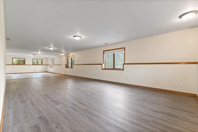 704 SW Coventry Circle, Ankeny, IA 50023