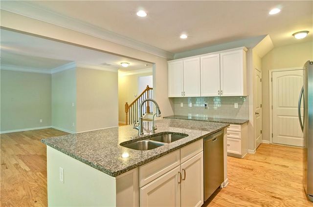 872 Whisperwood Trail, Acworth, GA 30102
