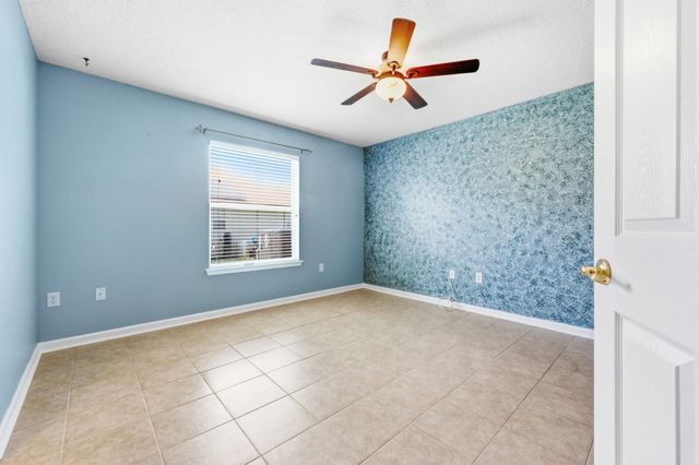 212 Whisper Ridge Dr, St Augustine, FL 32092