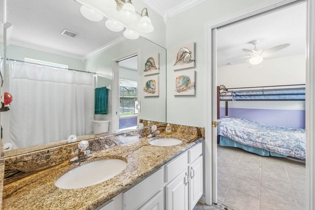 212 Whisper Ridge Dr, St Augustine, FL 32092