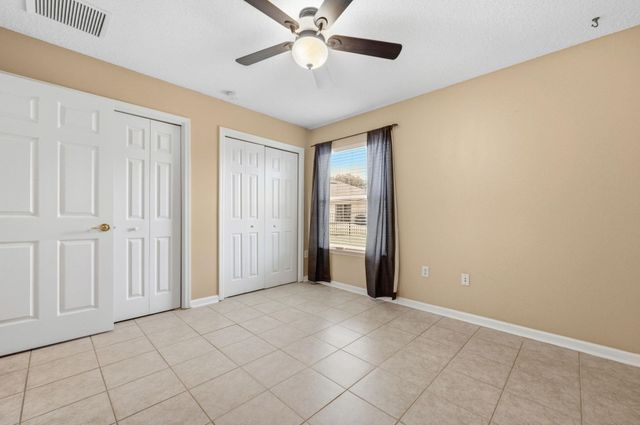 212 Whisper Ridge Dr, St Augustine, FL 32092