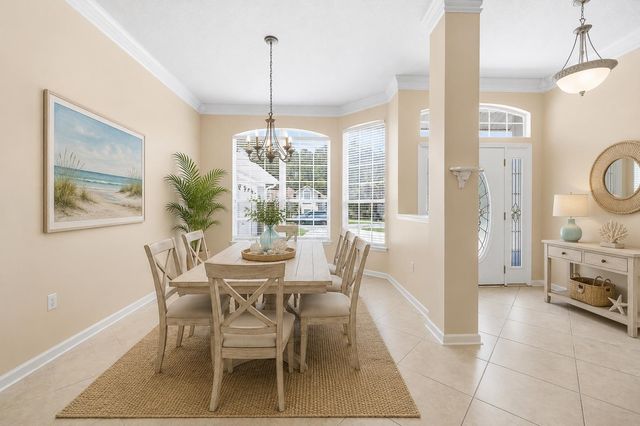 212 Whisper Ridge Dr, St Augustine, FL 32092