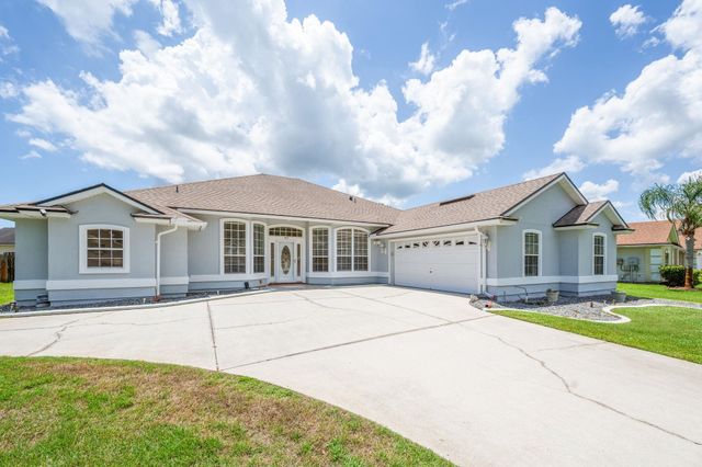 212 Whisper Ridge Dr, St Augustine, FL 32092